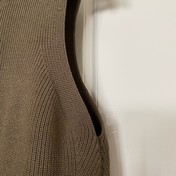 HIGHLINE COLLECTIVE SLEEVELESS TURTLENECK TOP DARK GREEN Sz LX - Picture 5 of 12